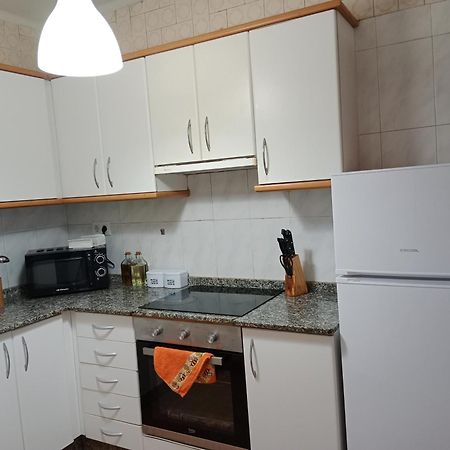 Ferienwohnung Vistas A La Pista De Atletismo Pontevedra Zimmer foto